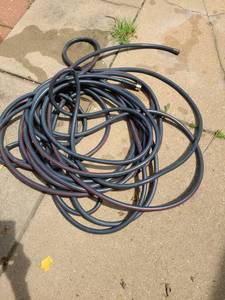 lot 4010 image: Garden Hose