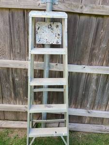 lot 4040 image: 6 ft Step Ladder