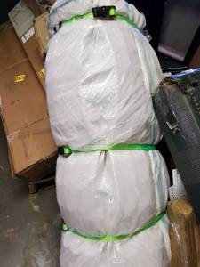 lot 2542 image: Zinus 10 Inch Mint Green Memory Foam Hybrid Spring Mattress, Full