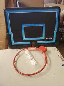 lot 11713 image: Lifetime kids 30 back board 16 rim with net