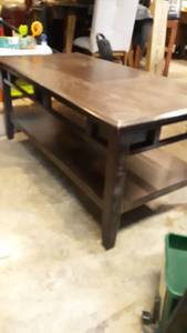 lot 1016 image: Coffee Table