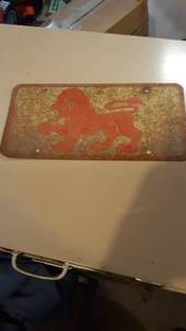 lot 1049 image: Lion License Plate