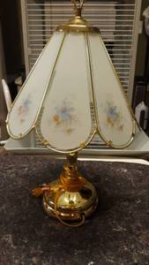 lot 1085 image: Touch Lamp