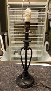 lot 1086 image: Metal Lamp