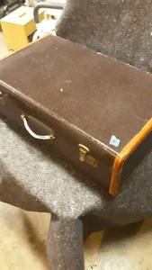 lot 1143 image: Vintage Trunk