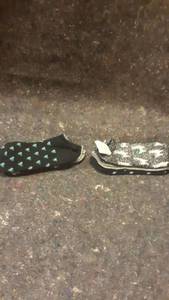 lot 1182 image: 2 qty of 3 pack of sock