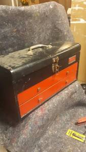 lot 956 image: Toolbox Loaded With Tools