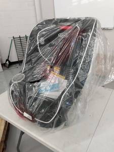 lot 2319 image: Graco Contender 65 Car Seat
