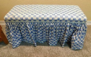 lot 8017 image: Bench Seat