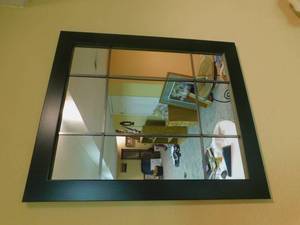 lot 8087 image: Mirror