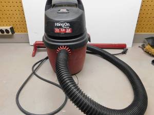 lot 8104 image: Small Shop Vac