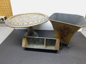 lot 8096 image: Dcor Items (3 ea)