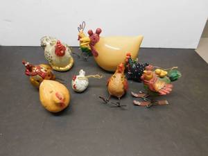 lot 8158 image: A Whole Lot of Chickens