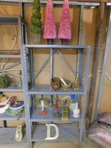 lot 8160 image: 5 Ft Metal Shelving