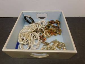 lot 8168 image: Box Full of Jewelry