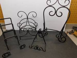 lot 9944 image: A Lot of Black Metal Display Racks