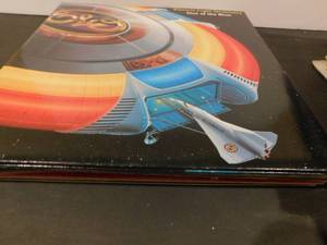 lot 9954 image: 10 LP Albums - Artists you know
