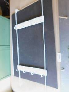 lot 9968 image: Closet Door Hanger