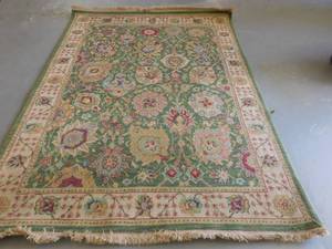 lot 9977 image: Area Rug