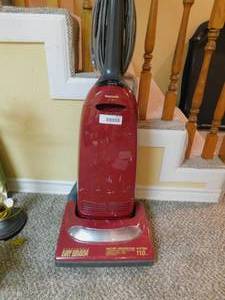 lot 8126 image: Panasonic Vacuum