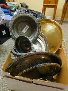 lot 8036 image: Silver Serving Lot