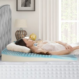 lot 75405 image: Thomasville GelLux Gel Cooling Memory Foam Body Sleep Wedge Pillow Mattress Topper