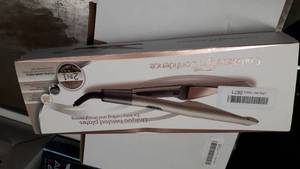 lot 1769 image: Professional Hair Straightener, 2 in 1 Straightener and Curling Flat Iron for Hair Styling