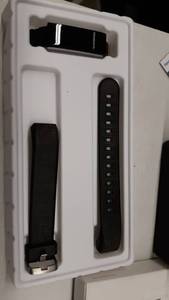 lot 1895 image: Lintelek Fitness Tracker, Slim Activity Tracker with Heart Rate Monitor