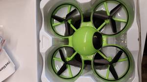 lot 52518 image: Dwi Dowellin 10 Minutes Long Flight Time Mini Drone Green