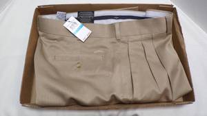 lot 6995 image: 36X30 CALLAWAY SLACKS - NWT