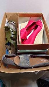 lot 7017 image: ASST. WOMENS SHOES