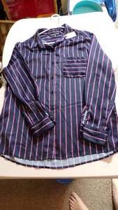 lot 7020 image: SUPPLY AND DEMAND WOMENS SHIRT SIZE M
