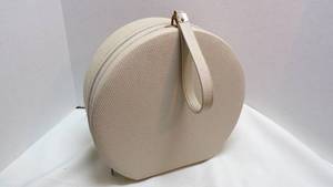 lot 7032 image: VINTAGE HAIR DRYER
