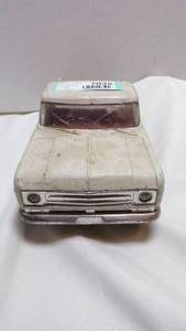 lot 7035 image: INTERNATIONAL PICKUP