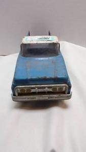 lot 7037 image: TONKA STEPSIDE PICKUP