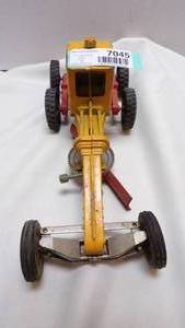 lot 7045 image: HUBLEY ROAD GRADER