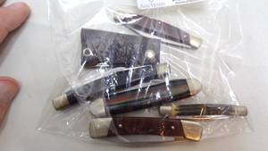 lot 7066 image: ASST. POCKET KNIVES - BUCK, WINCHESTER, ETC.