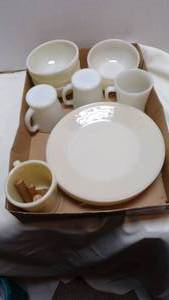 lot 7075 image: IVORY FIREKING DISHES