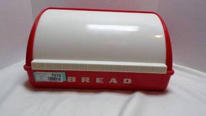 lot 7076 image: BREAD BOX AND ACCESSORIES - See last photo for damage