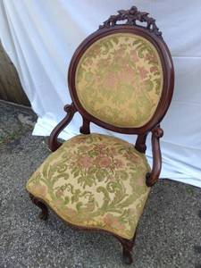 lot 8150 image: Victorian style chair