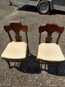 lot 8203 image: 2 vintage chairs