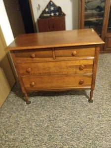 lot 8239 image: antique oak dresser 38 in wide 19 in deep 33 in tall