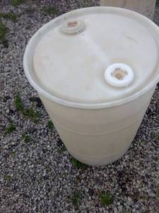 lot 8248 image: 30 gallon barrel