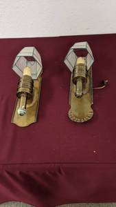 lot 9234 image: two wall lights