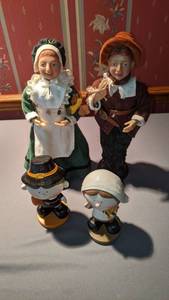lot 9235 image: Thanksgiving pilgrims