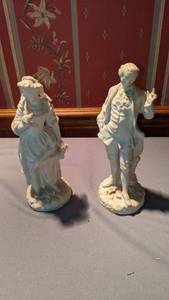 lot 9240 image: man and woman Victorian statue