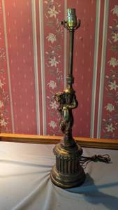 lot 9277 image: vintage lamp