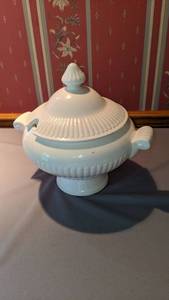 lot 9285 image: soup bowl no label