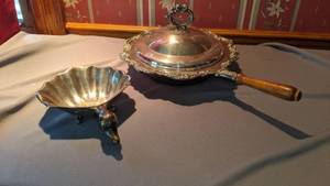 lot 9297 image: two silver plate serving dishes
