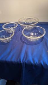 lot 9316 image: four stacking mixing bowls